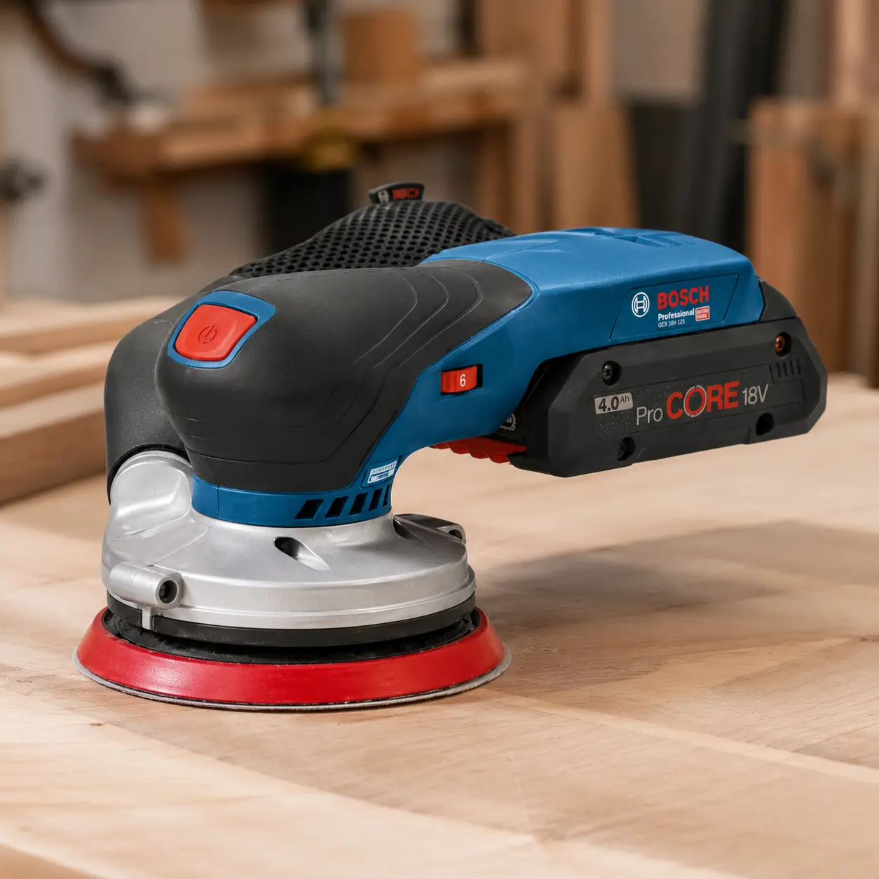 Bosch GEX 18V-125: lijadora exc&eacute;ntrica 125 mm a bater&iacute;a (18V), &oacute;rbita 2,5 mm y control con empu&ntilde;adura compacta